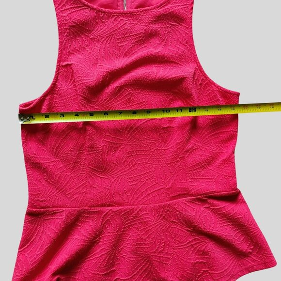 Express Womens Sleeveless Textured Peplum Top Size M Coral Red - Picture 4 of 6